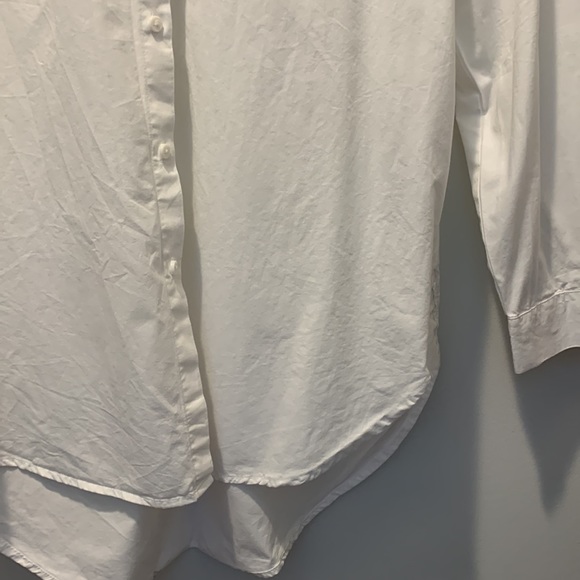 The Skinny Andi button down blouse in size 6, b.young - Picture 4 of 8